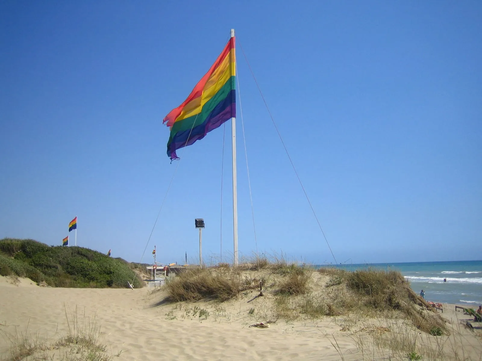 Plage de Capocotta près d'Ostie, lieu de baignade prisé de la communauté LGBT romaine