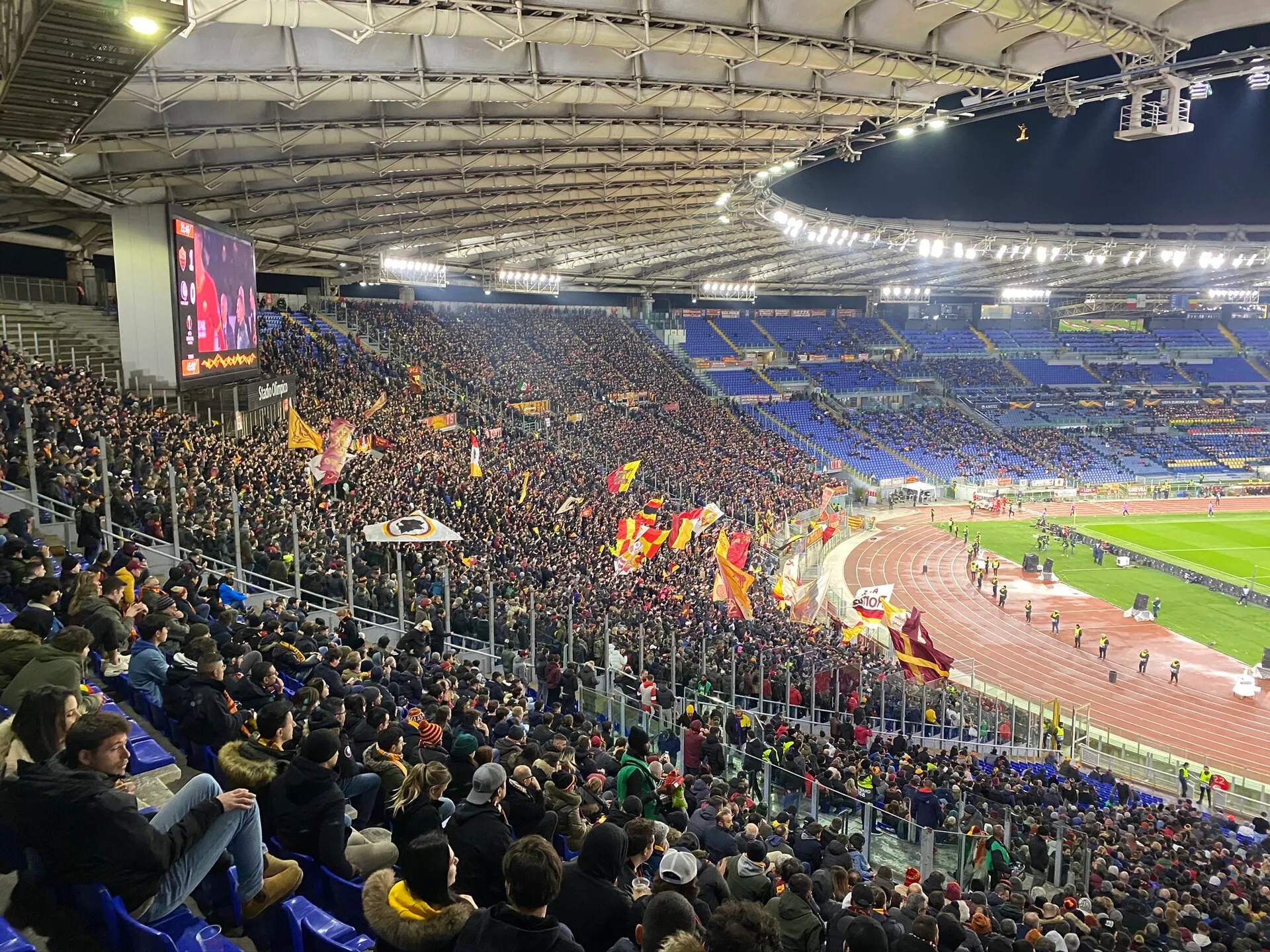 La Curva Sud de l'Olimpico, le virage des supporteurs de l'AS Roma