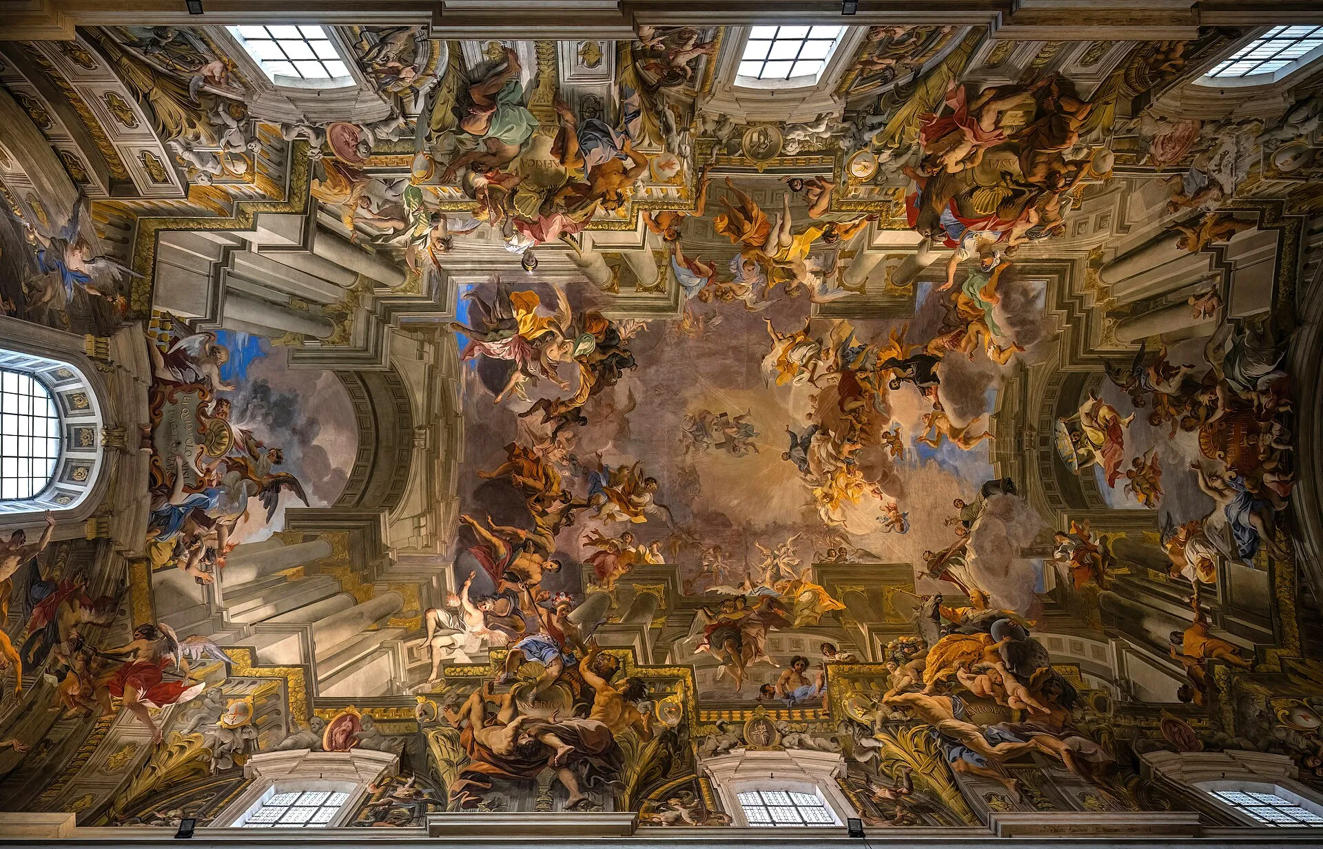 Le plafond de l'église Sant'Ignazio de Loyola à Rome, peint par Andrea Pozzo