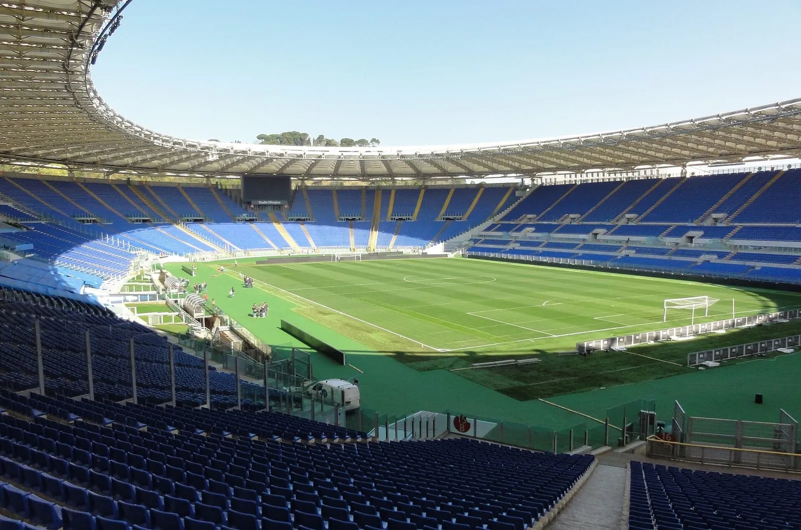 Les tribunes et la pelouse du Stadio Olimpico de Rome