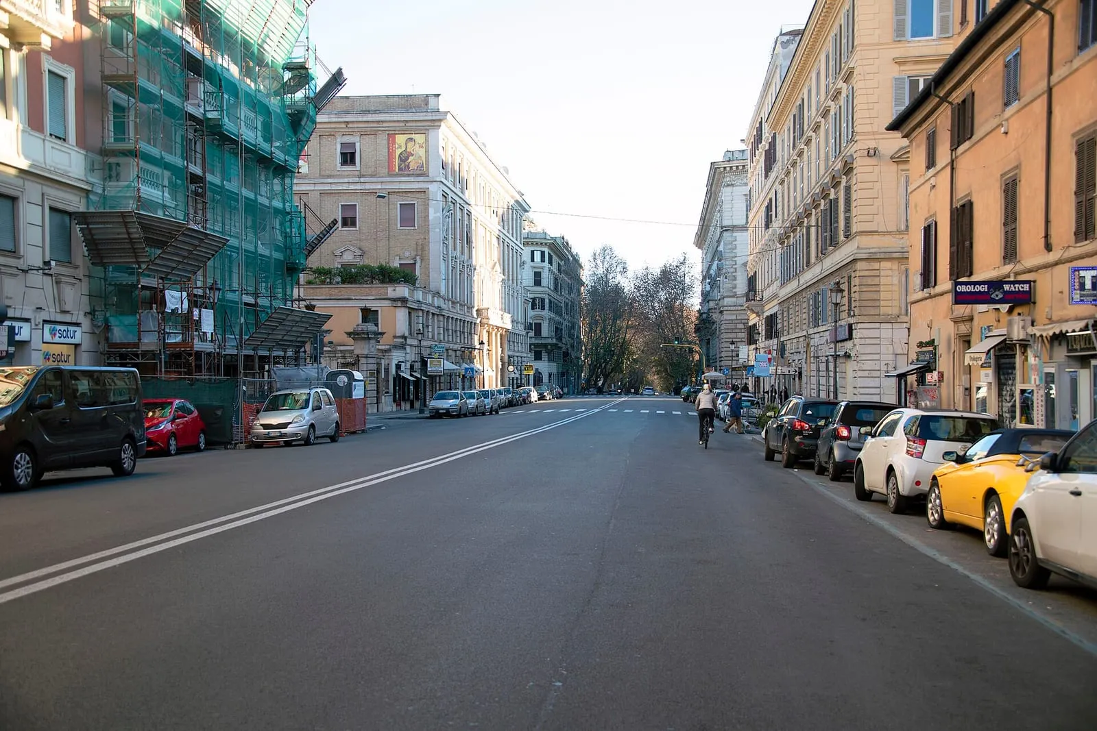 La via Merulana, entre la basilique Sainte-Marie-Majeure et Saint-Jean-de-Latran, à Rome